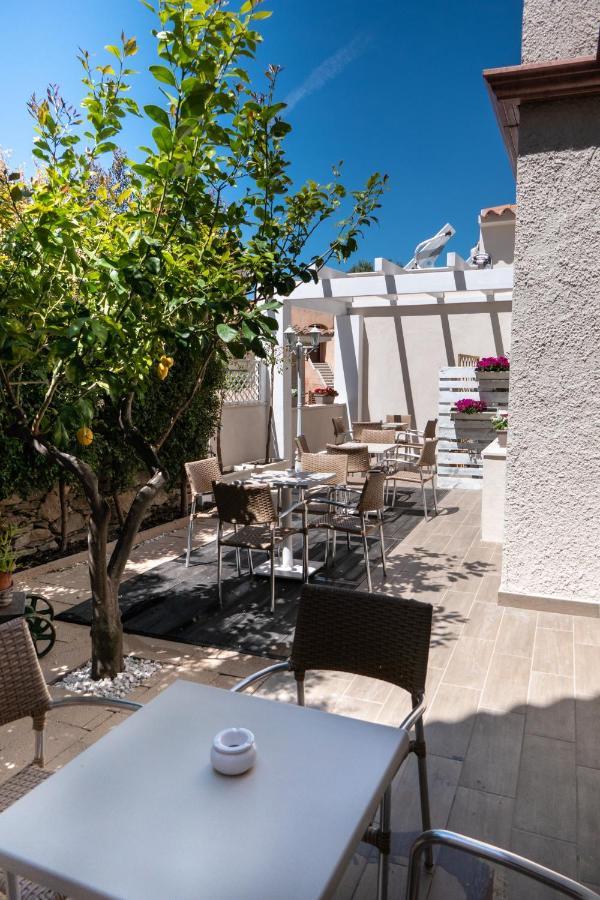 Marme Hotel San Teodoro  Exterior photo